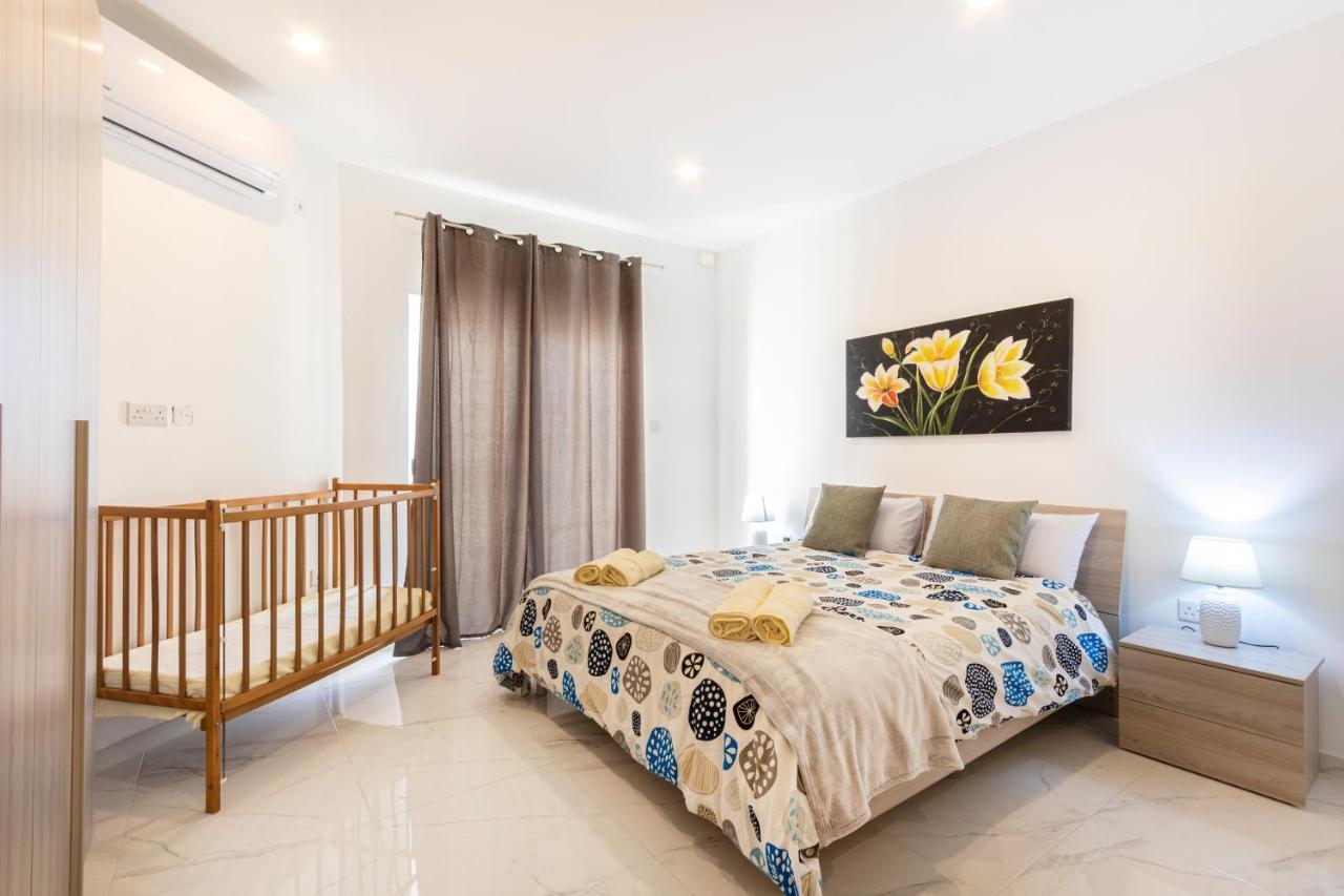 H2 -Modern And Spacious 3 Bedroom Apartment San Ġwann Esterno foto