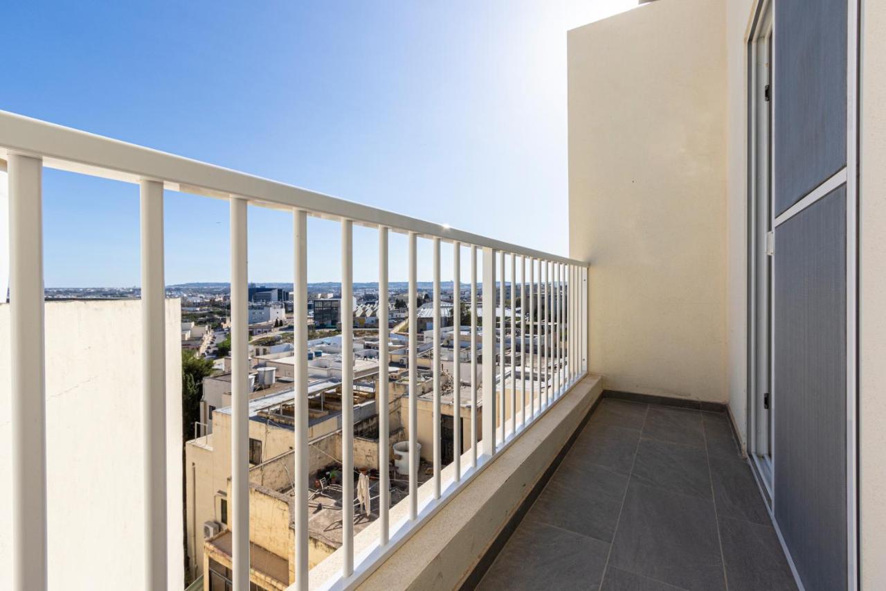 H2 -Modern And Spacious 3 Bedroom Apartment San Ġwann Esterno foto